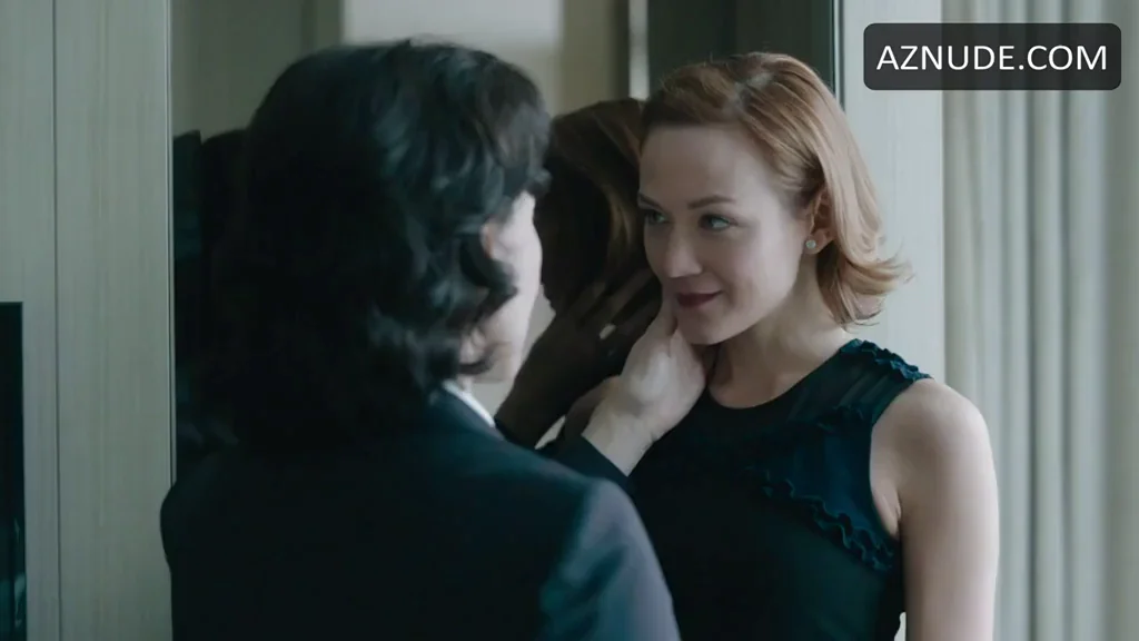 Shauna Macdonald and Louisa Krause in The Girlfriend Experience