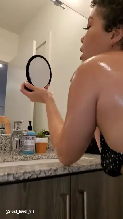 Cutie & a booty
