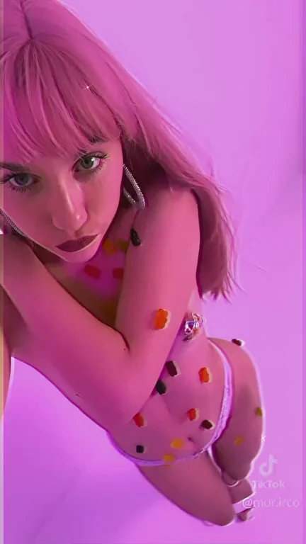 Would you like to eat this gummy bears from my pussy?