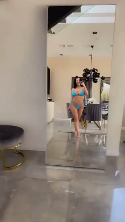 Angela White's Teasy Bikini IG Story 💦🔥