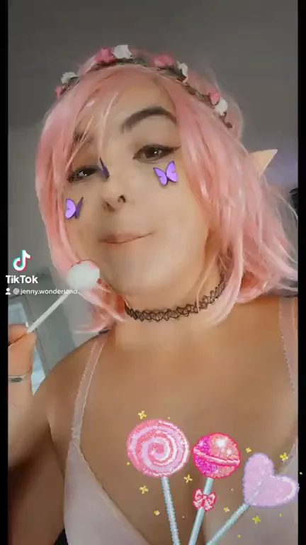 ? ? ? ? i want candy ? ? ? ?