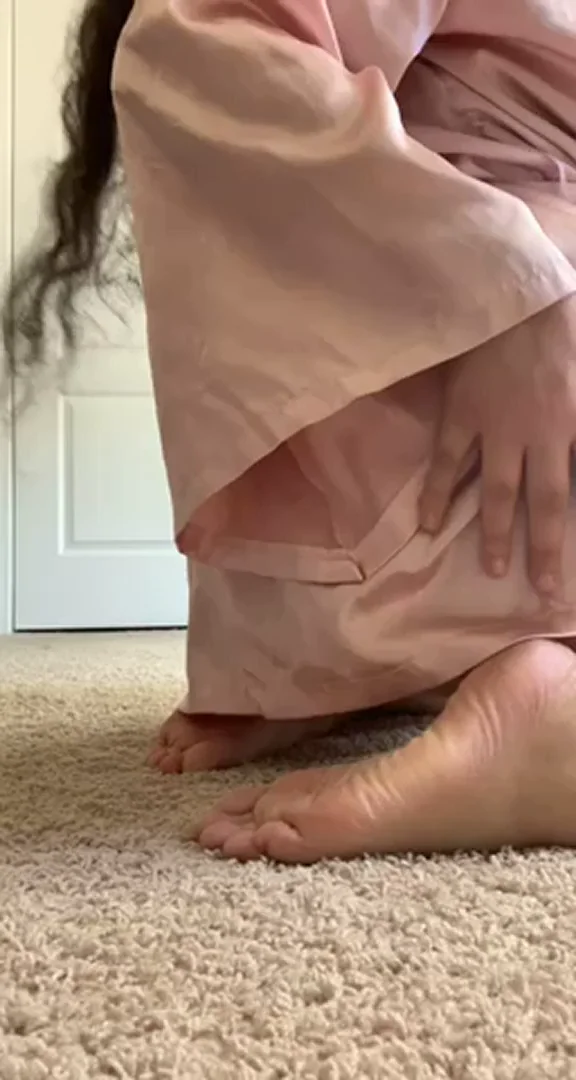 Left Cheek Right Cheek Twerk Tease 🍑🔥