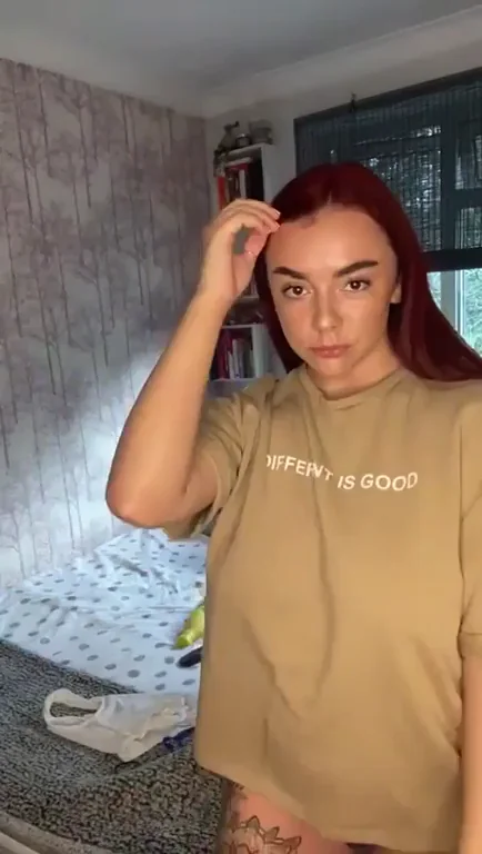 Brown isn’t my color, so let’s take this off ?