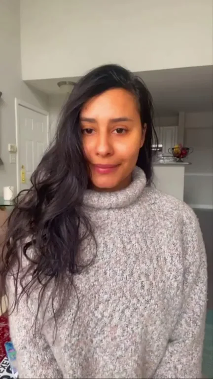 🔥 Latina Cutie in Cozy Sweater: 'I'm 100% Vaxxed & Ready to Fuck' 💉🍑