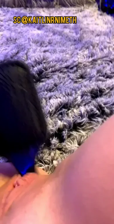 Horny squirting ?