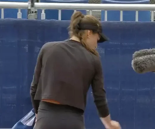 Sorana Cirstea's Tennis Booty in Tight Yoga Pants