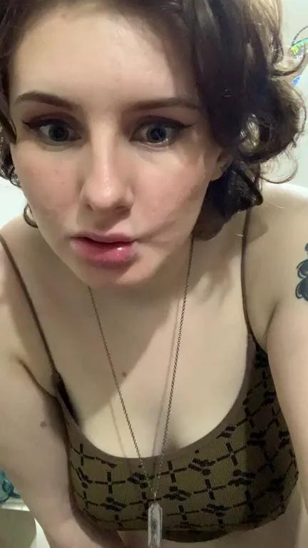 Epic Titty Drop: Curvy Cutie Unleashes Massive Jugs!