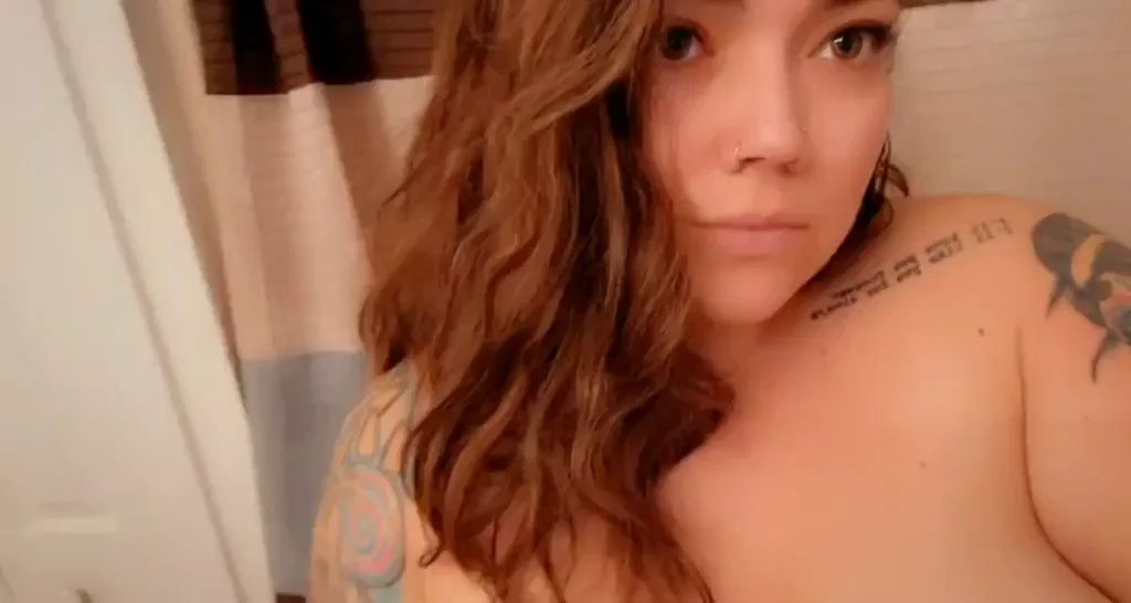 BBW Babe's Naughty Tease: Massive Tits & Thick Curves on Full Display