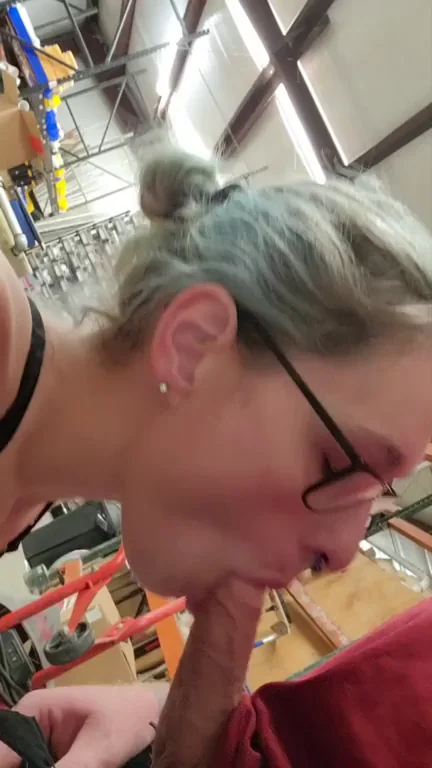 Blowjob in mart