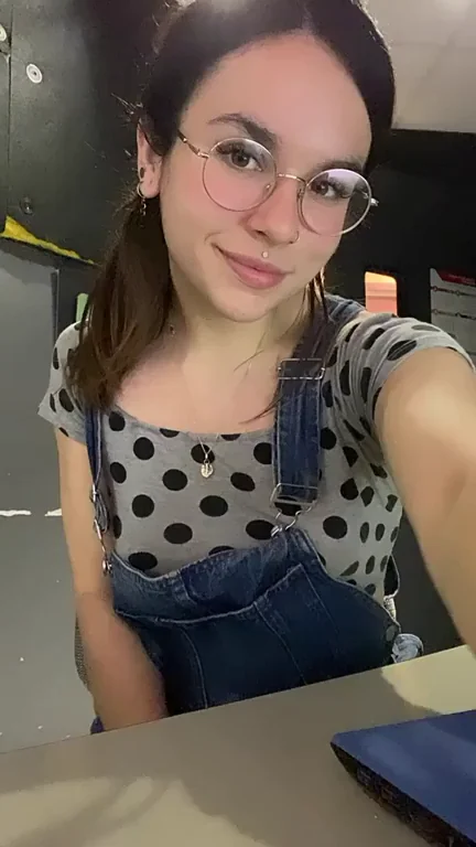just because my classmates found me here doesn’t mean I’ll stop flashing my boobs ??