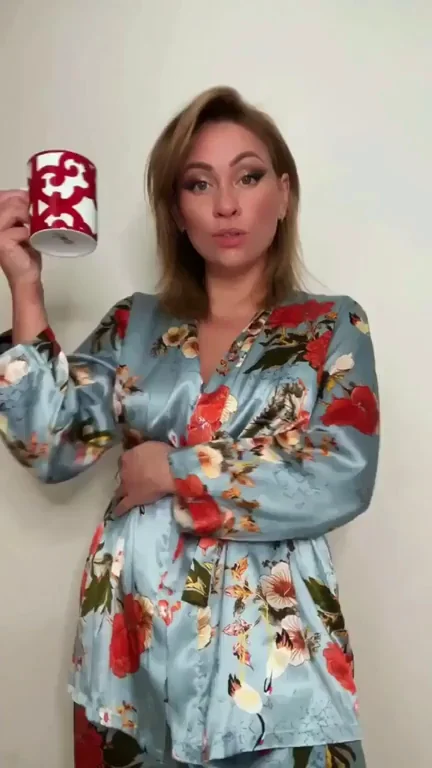 Naughty Wife Teases with Ass and Pouty Lips