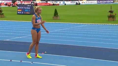 🔥 Ottavia Cestonaro's Ohlympic Ass Sprint Tease 💦