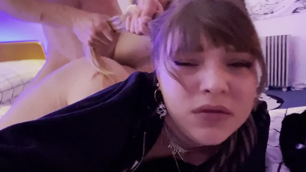 i love getting my nineteen year old pussy pounded by my older boyfriend ? [oc]