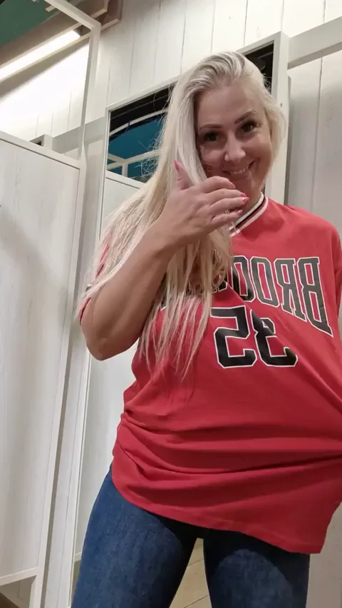 Good morning honey, please give me cum