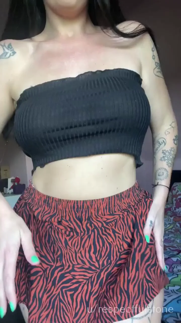 had to flash my boobs before going for a walk