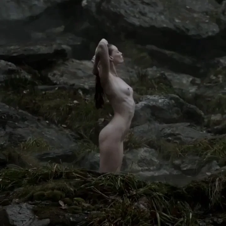 Alyssa Sutherland in Vikings