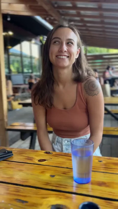 Waiting for ramen, here's some titties