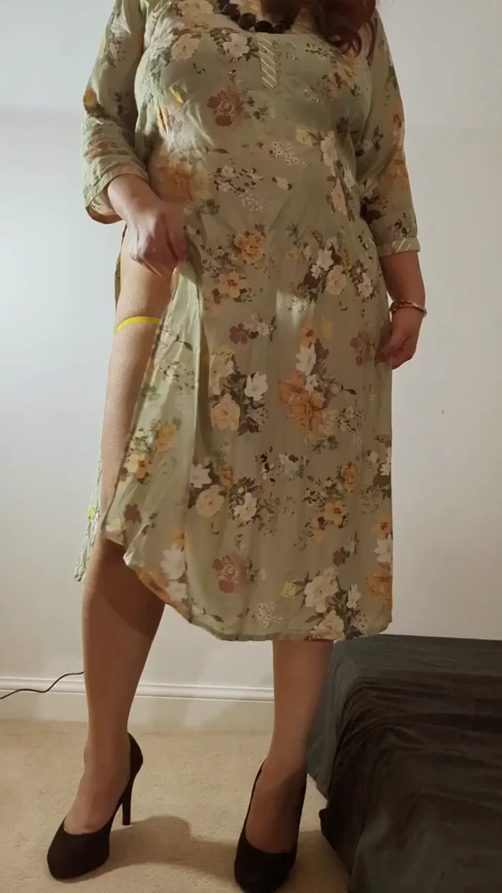 Bhabhi seeking something hard