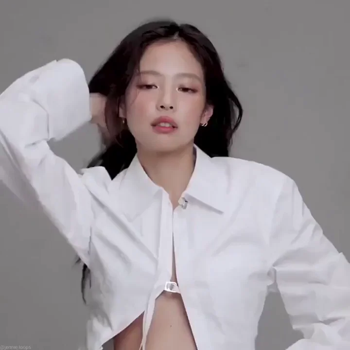 BLACKPINK - Jennie