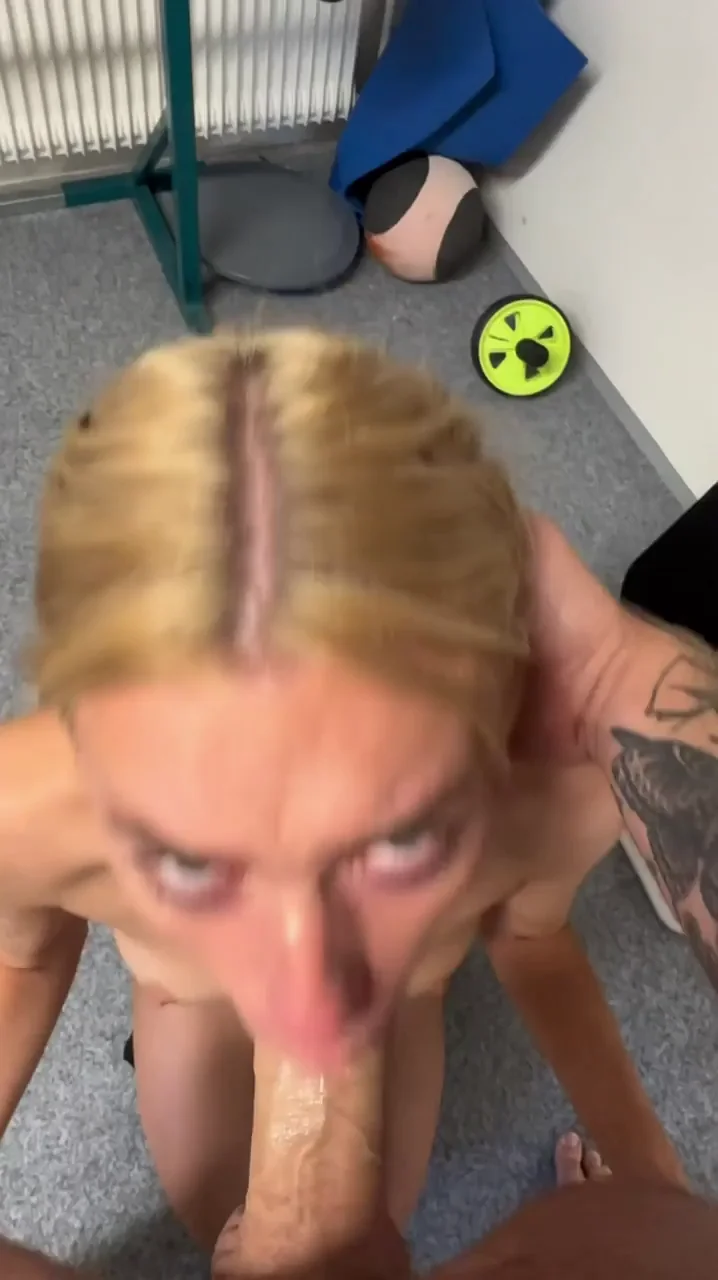 Daily Throat Training Slut Sucks Huge Cock 💦🍆