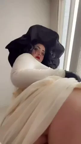 Twobrattycats as Giant-Titted Lady Dimitrescu Twerks Her Thick Ass and Flashes Pussy
