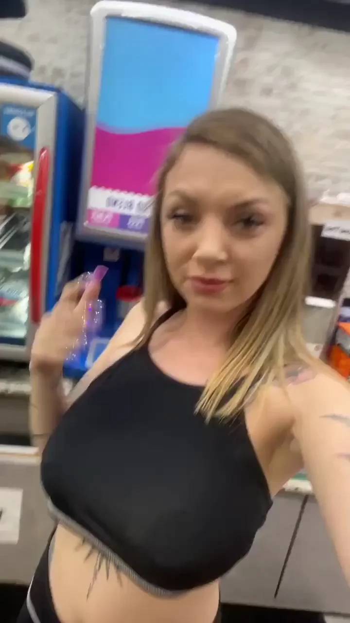 Clerk's Massive Tits Make Everyone Happy 😍💦