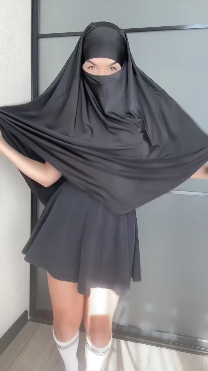 How do you feel about Arab girls in hijab ?