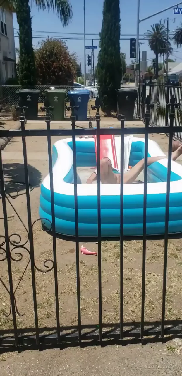 Sun-Baked Clam