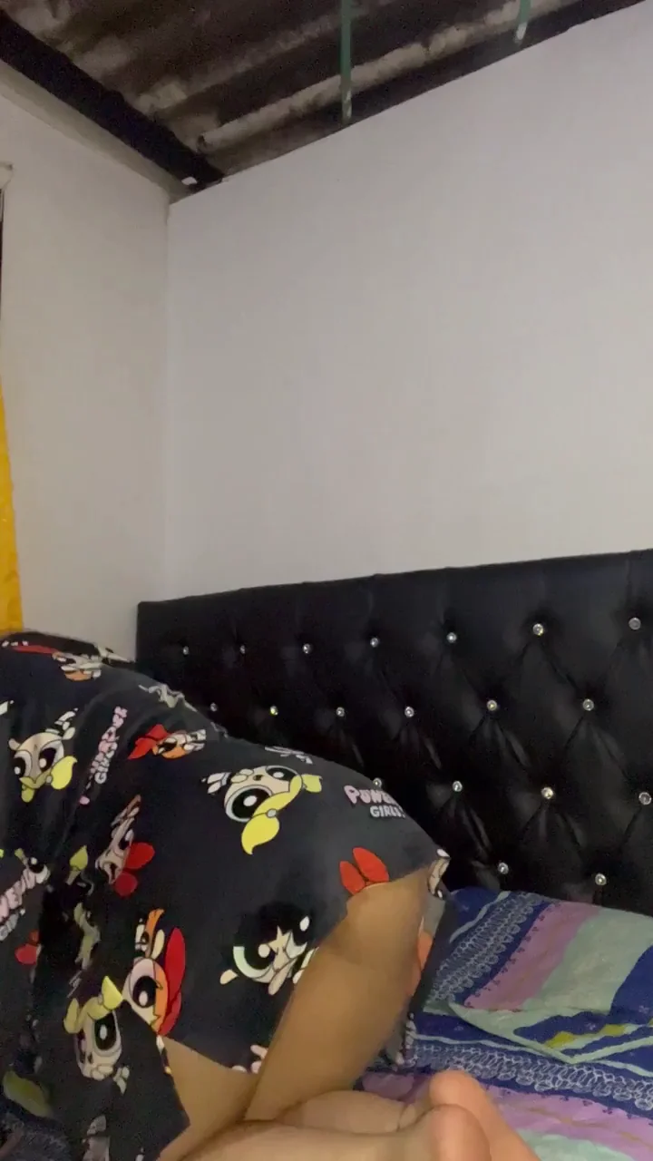 Do you want to eat my shaky ass?