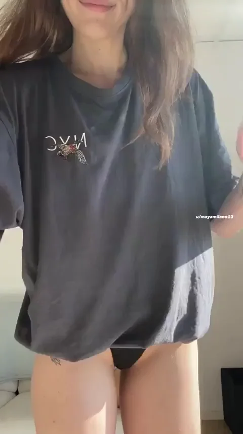 Horniest 18yo Tease Flashes Tits & Thong 😈🔥