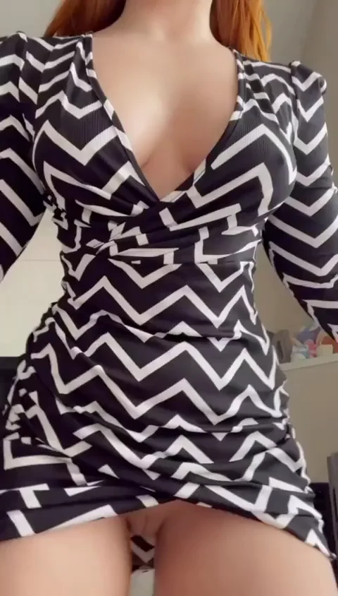 Let me hypnotize you with my bouncy tits and pussy