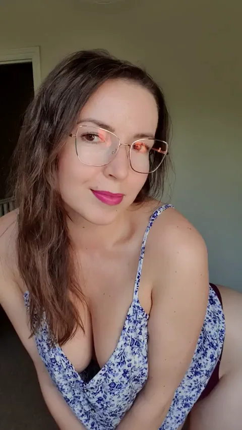 Can you look me in the eyes for the entire video?