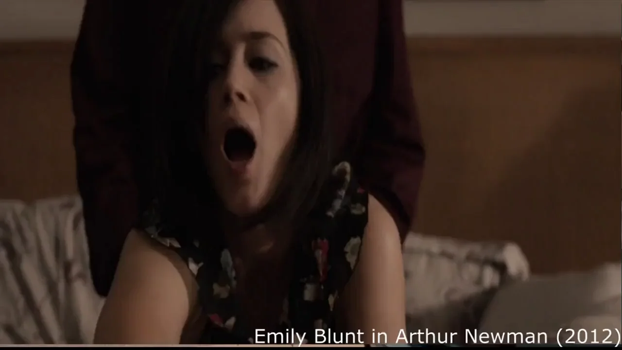 Emily Blunt (with partial butt scene) in Arthur Newman (2012)