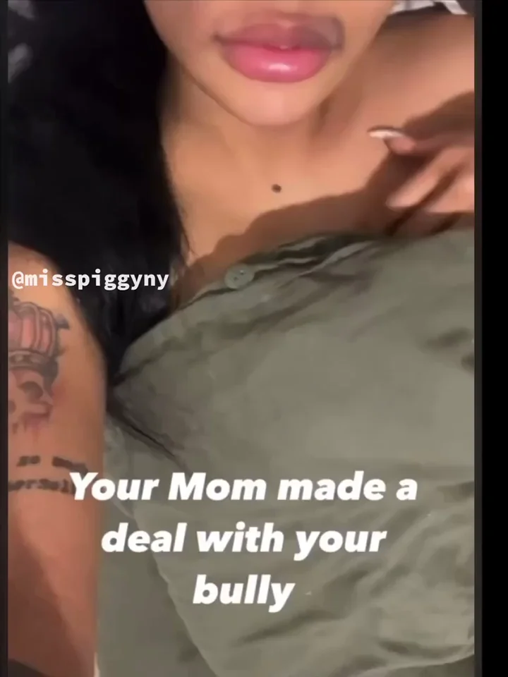 Slut Mom takes creampie from BWC bully