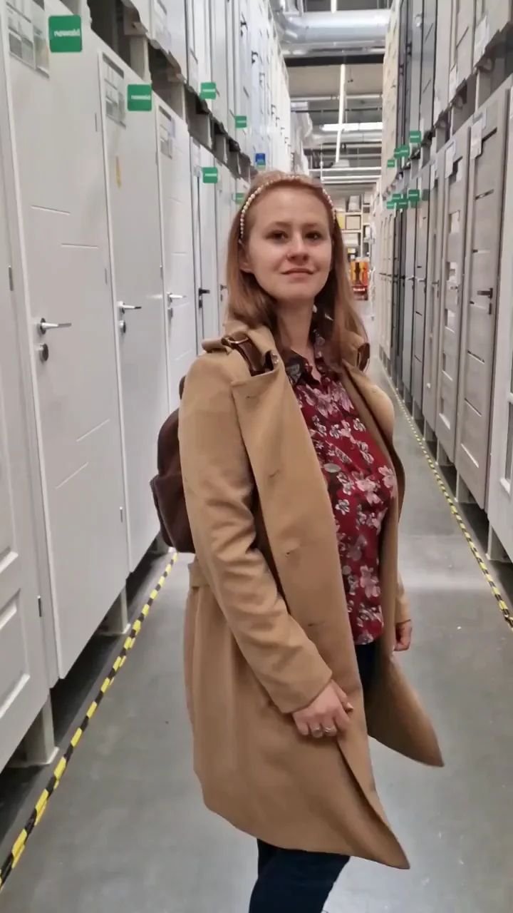 Now look closely at the magic door trick. ABRACADABRA! Heh.