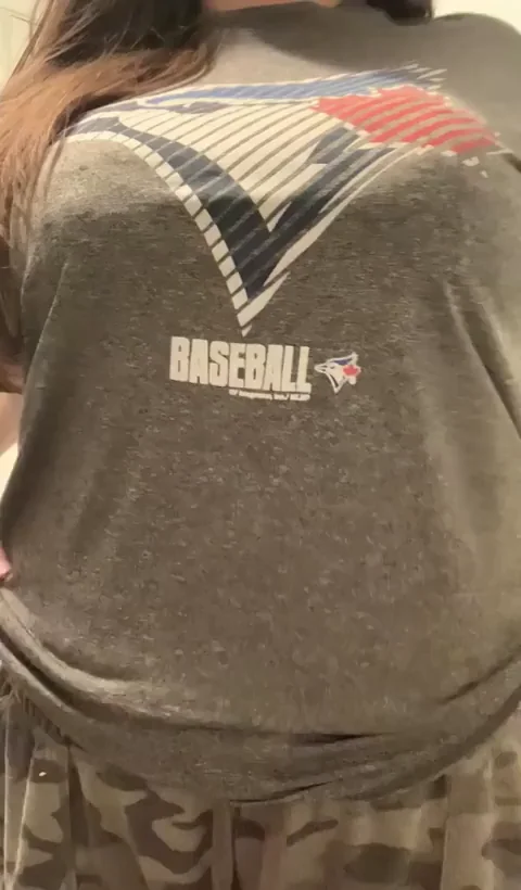 Keeping it casual tonight.. unless you join of course 😈