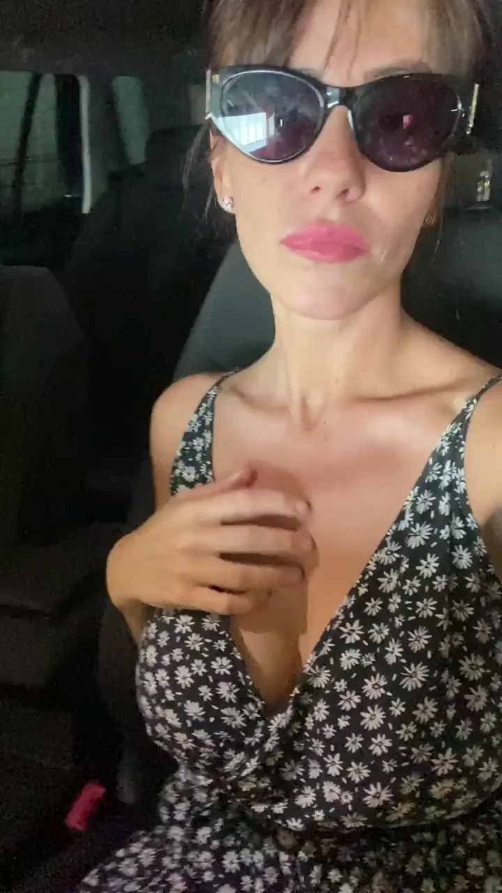 From sundress to stacked!