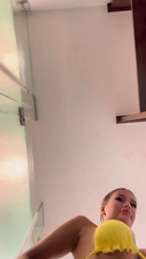 Can't Wait to Swim, Check My Thick Ass & Huge Tits Bikini Tease 😈💦