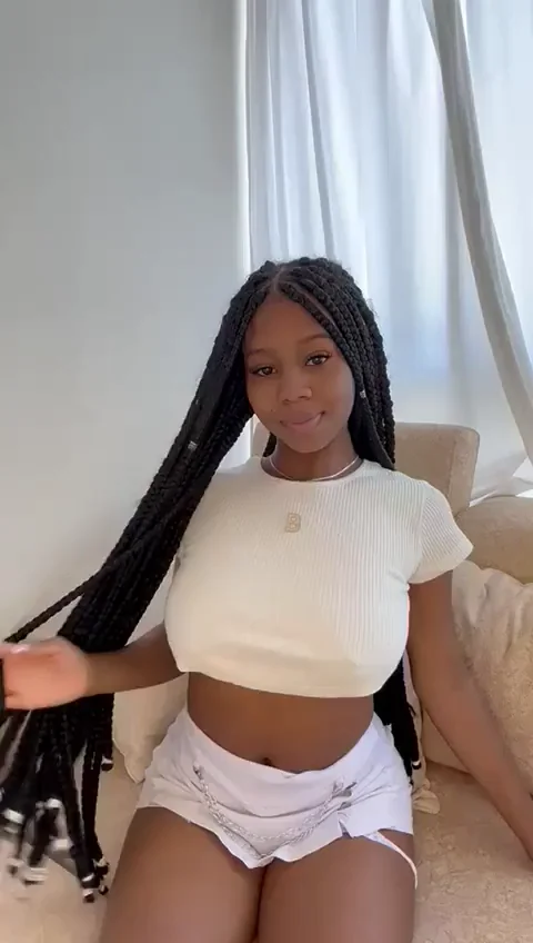 Devour This Juicy Ebony Ass 😛🍑