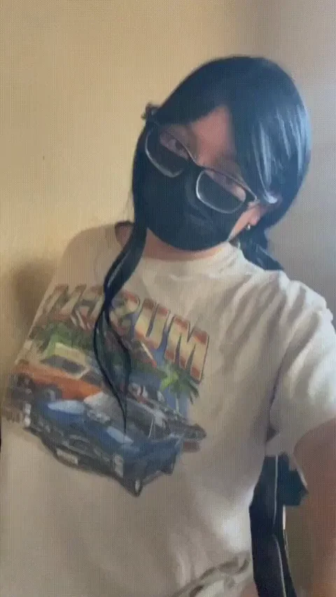 Who would like to cum on my titties OC