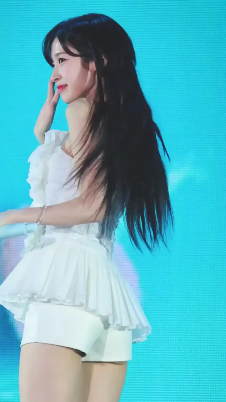 Oh My Girl - Arin