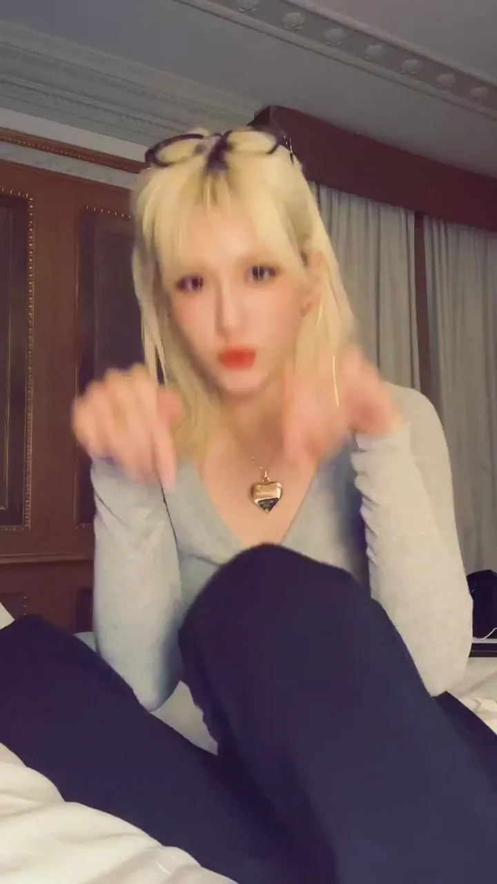 Jeon Somi