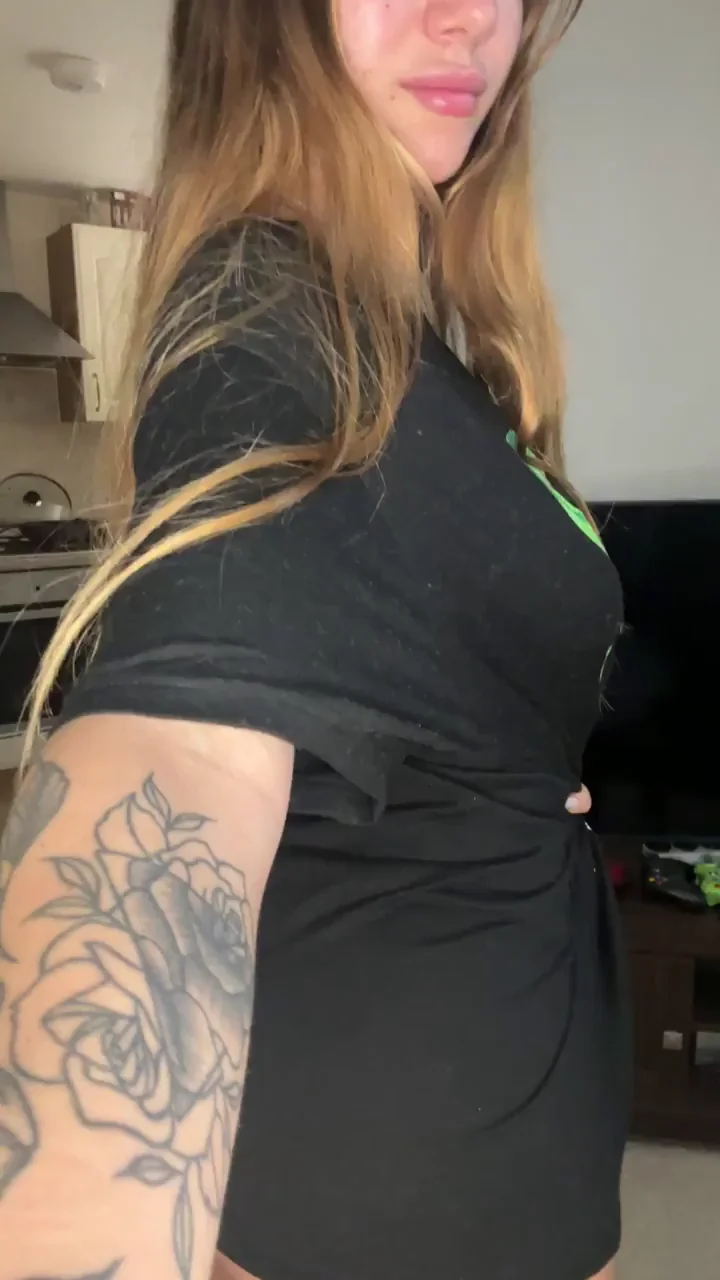 Juicy Ass Tease in Tight Black Dress