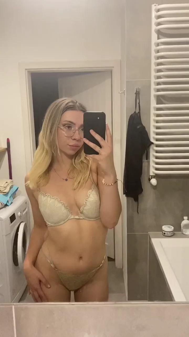 Breed me while your wife watches