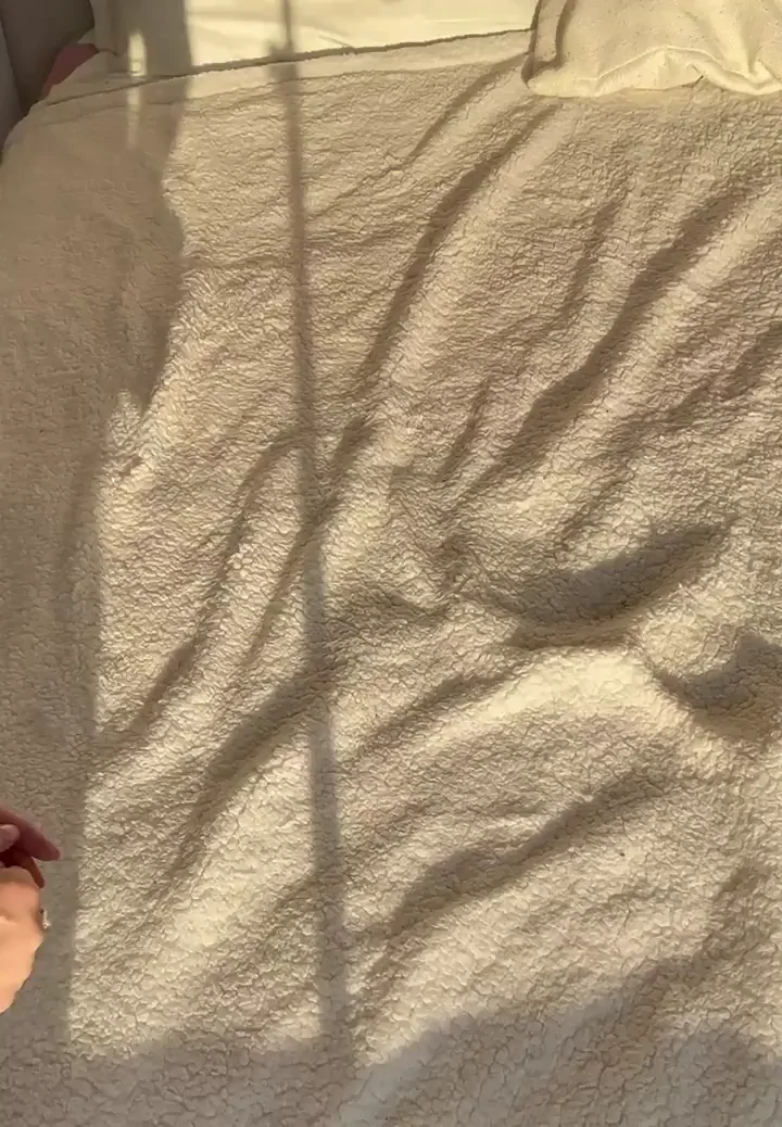 Hop inside my smooth holes