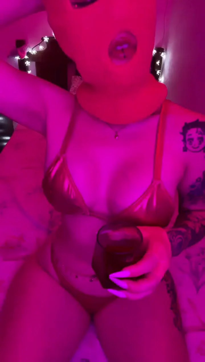 🔥 Mask On or Off? Teasing Tits & Ass in Shiny Thong 🔥