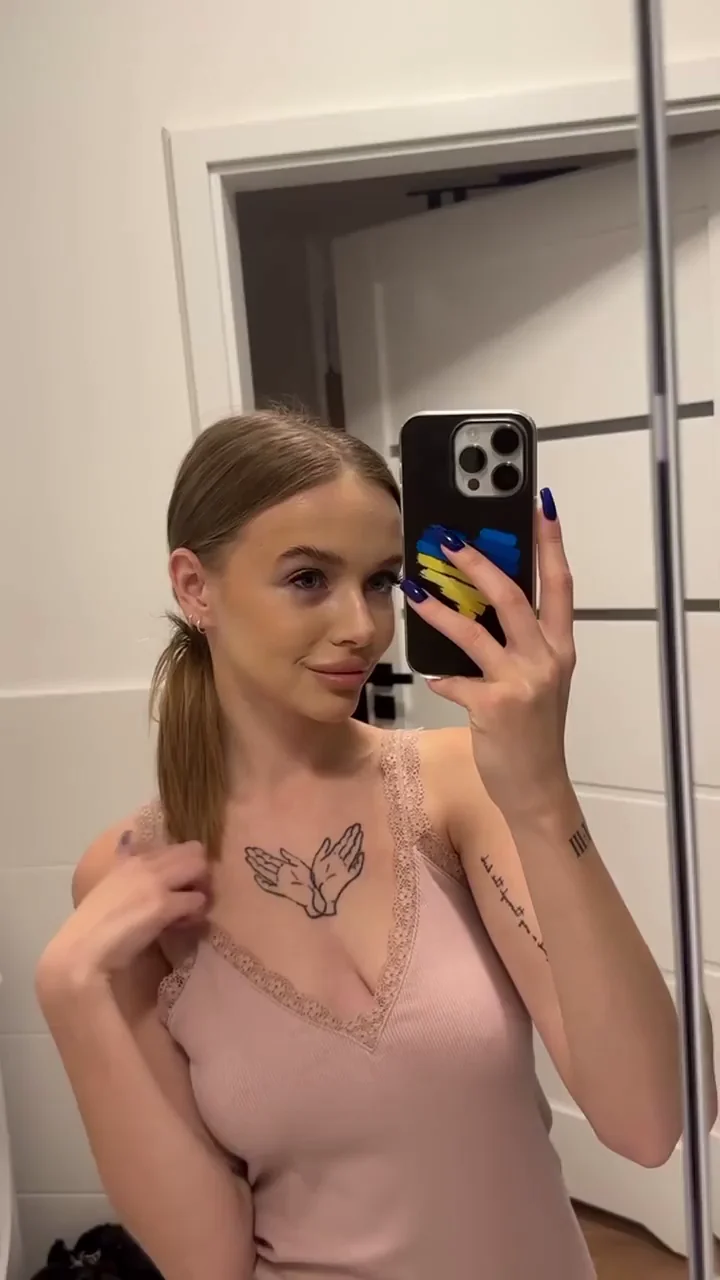 Are there still guys who consider big areolas attractive?