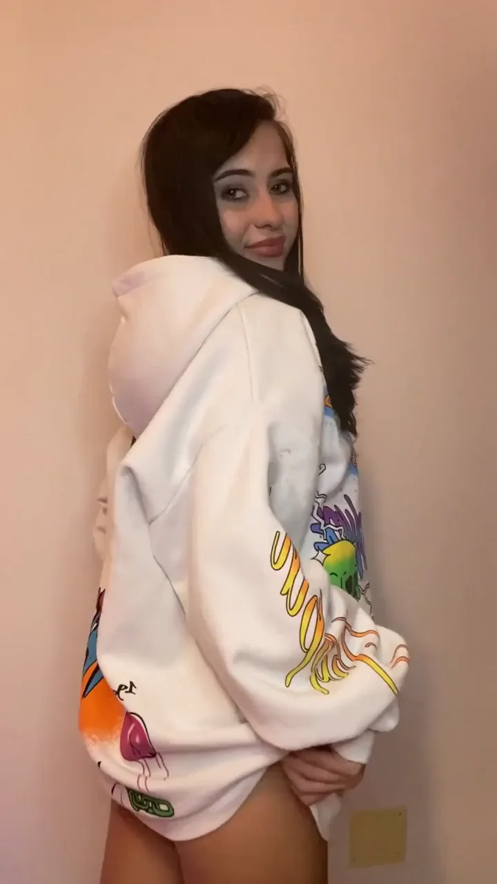 Hey Papi! 🍑 Dinner's Served, Dive In & Eat This Juicy Ass! 🔥