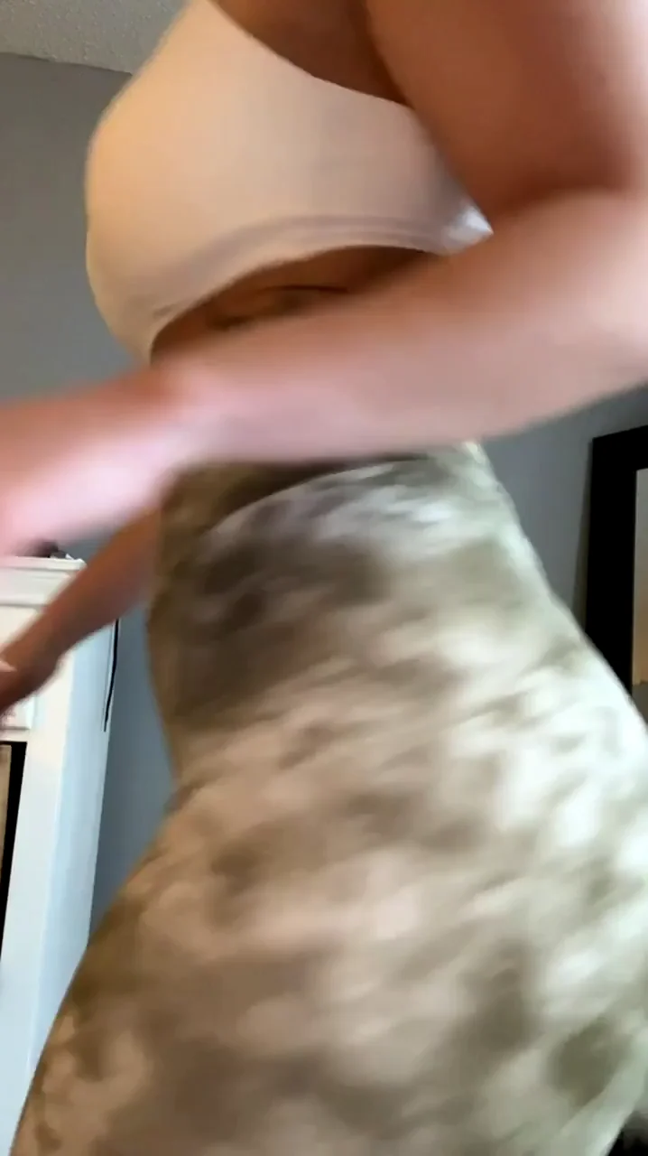 Loving my new leg workout (f)