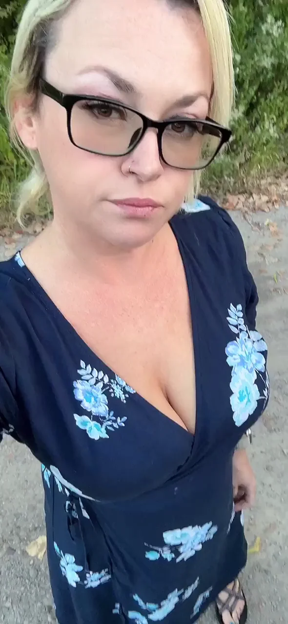 Weekend No School MILF Teases Her Massive Tits Outdoors 😈🍈🍈